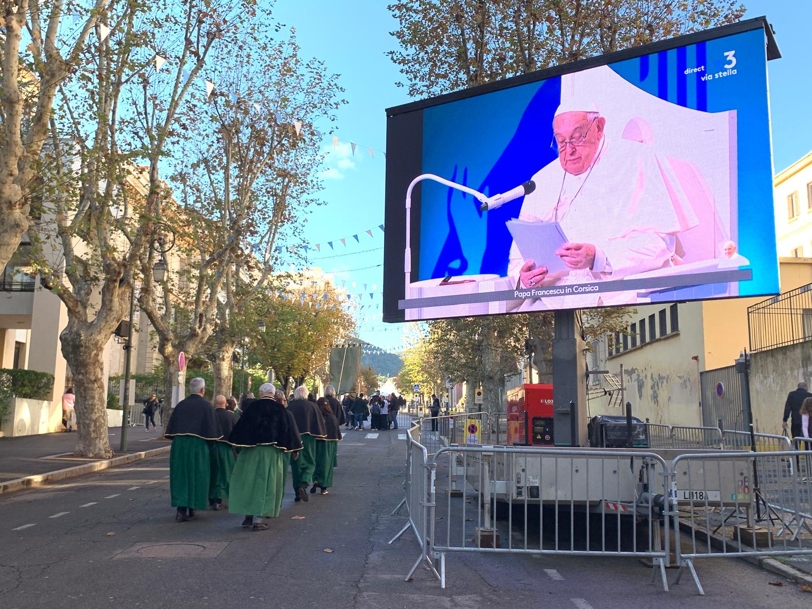 La venue du Pape à Ajaccio !