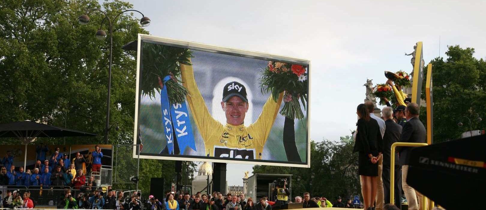Giant mobile LED screen SUPERVISION LM62 Tour de France