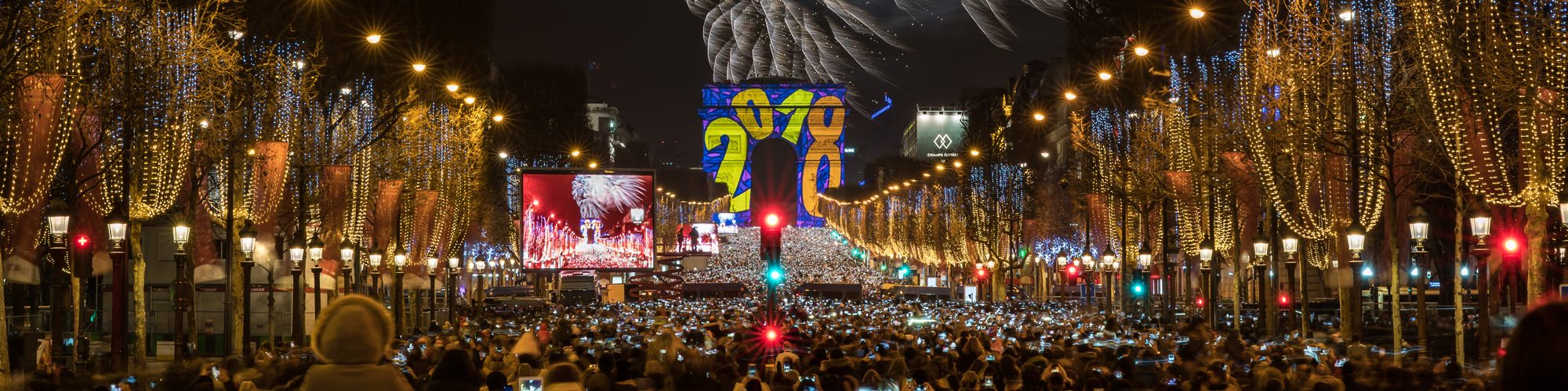 Pantalla gigante video LM62 LMC30 LM17 Supervision Año Nuevo Campos Elíseos Paris