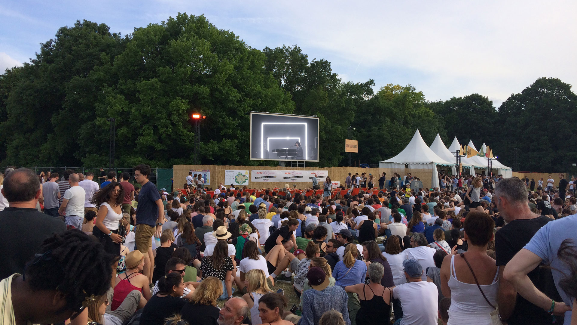 pantalla gigante video LED Supervision LM17 We Love Green