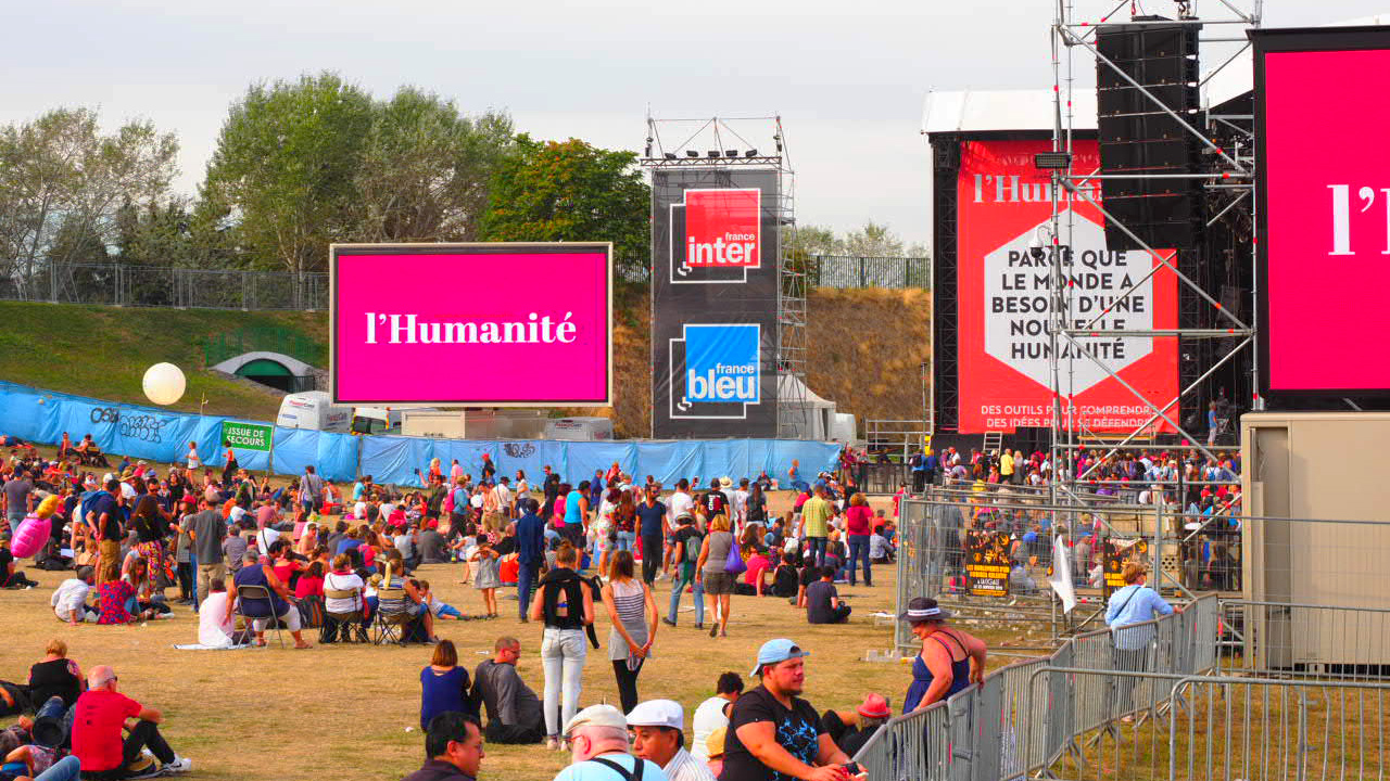 LED-large-video-screen-Supervision-Fete-Humanite