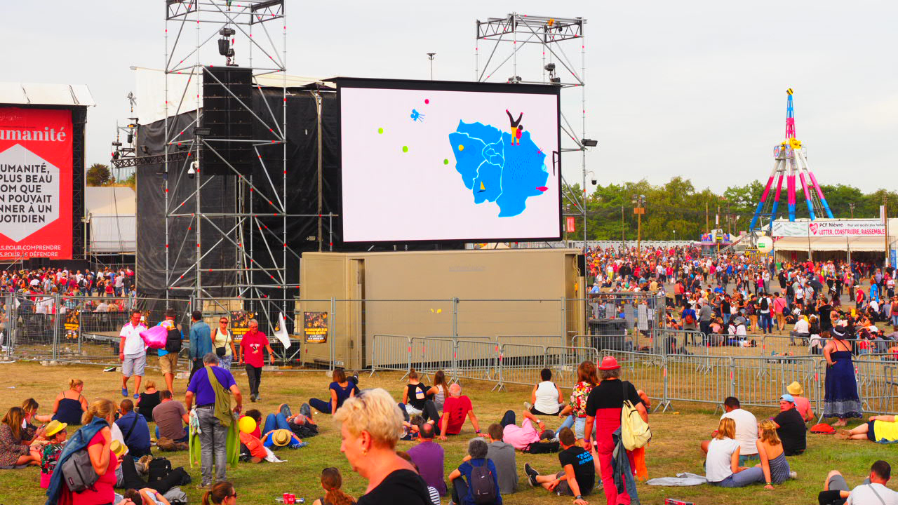 LED-large-video-screen-Supervision-Fete-Humanite
